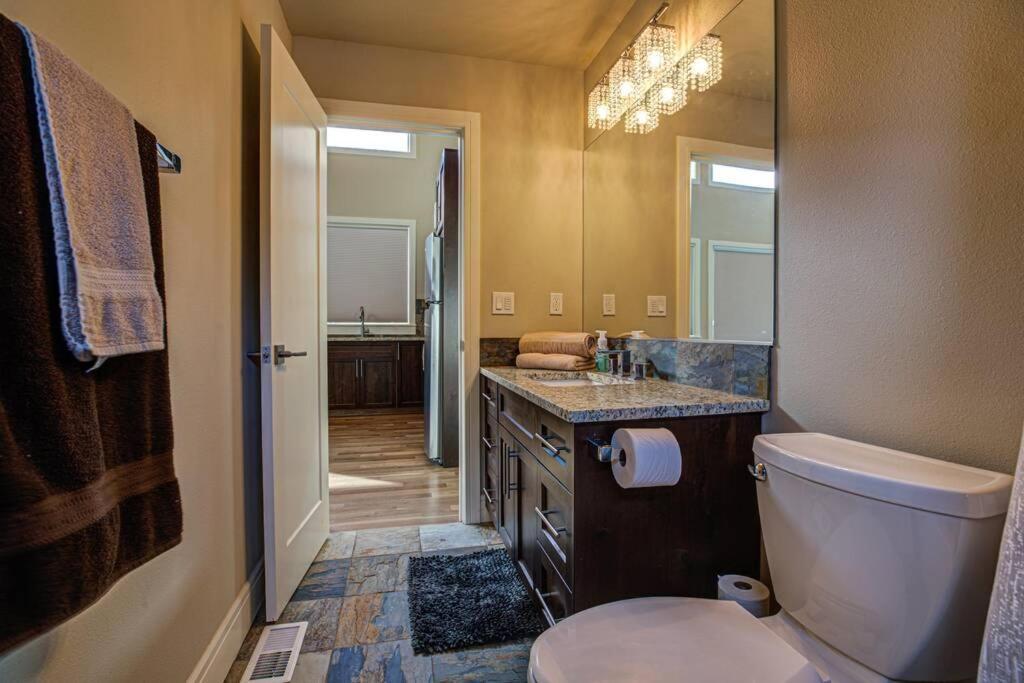 Newly Built Modern Chalet Duplex - 2 Mount Hood Village Exterior foto
